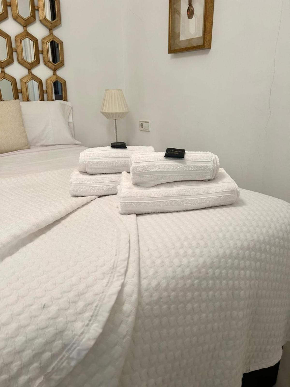 Triana Apartment Sevilla Buitenkant foto