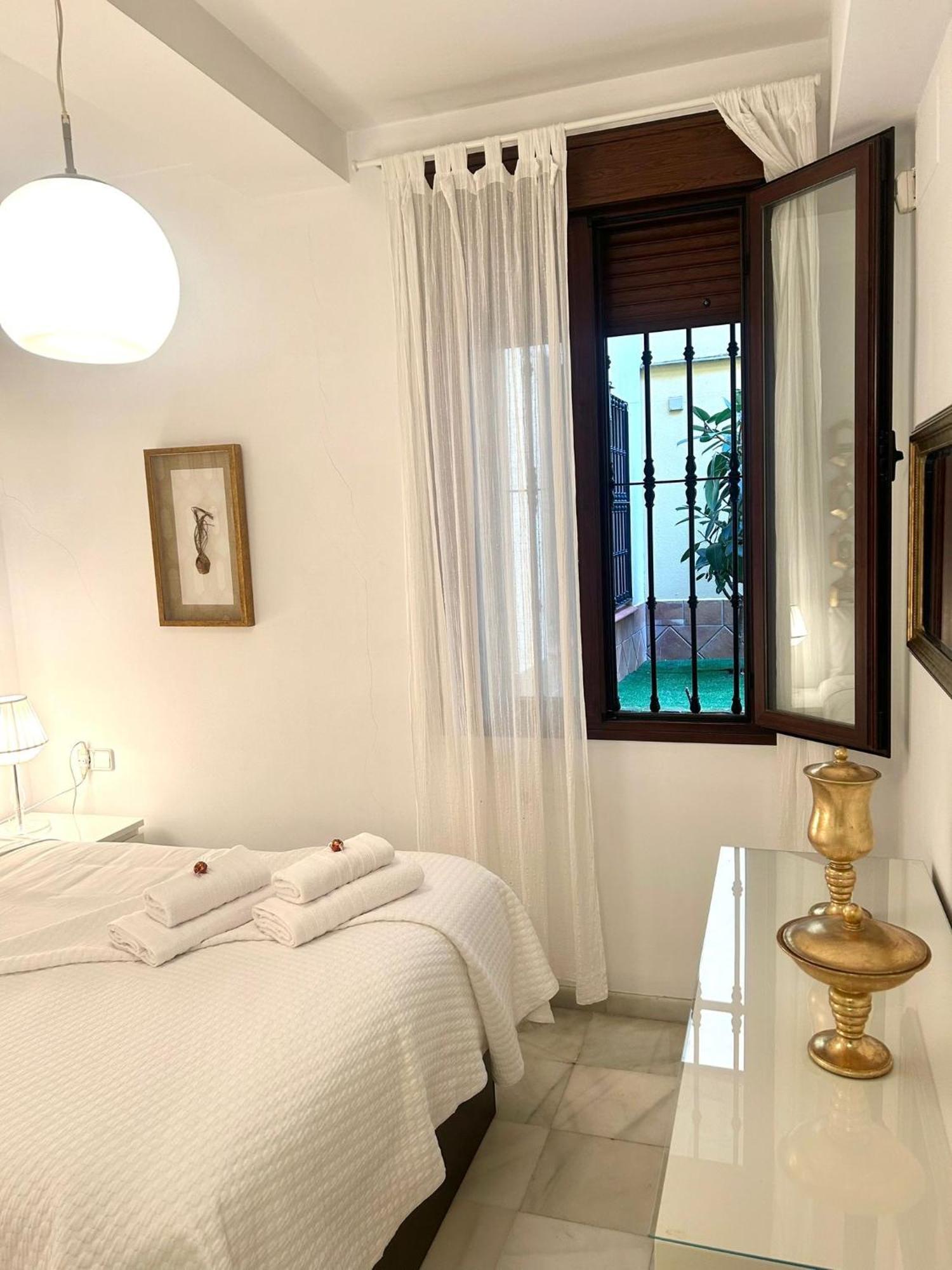 Triana Apartment Sevilla Buitenkant foto